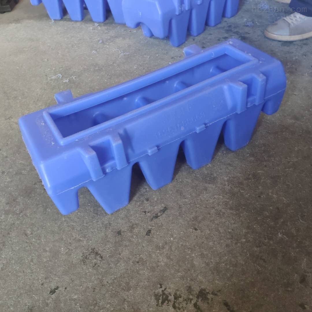 供應滾塑制作加工水泥桶與PE濾磚——模具加工一站式環(huán)保解決方案